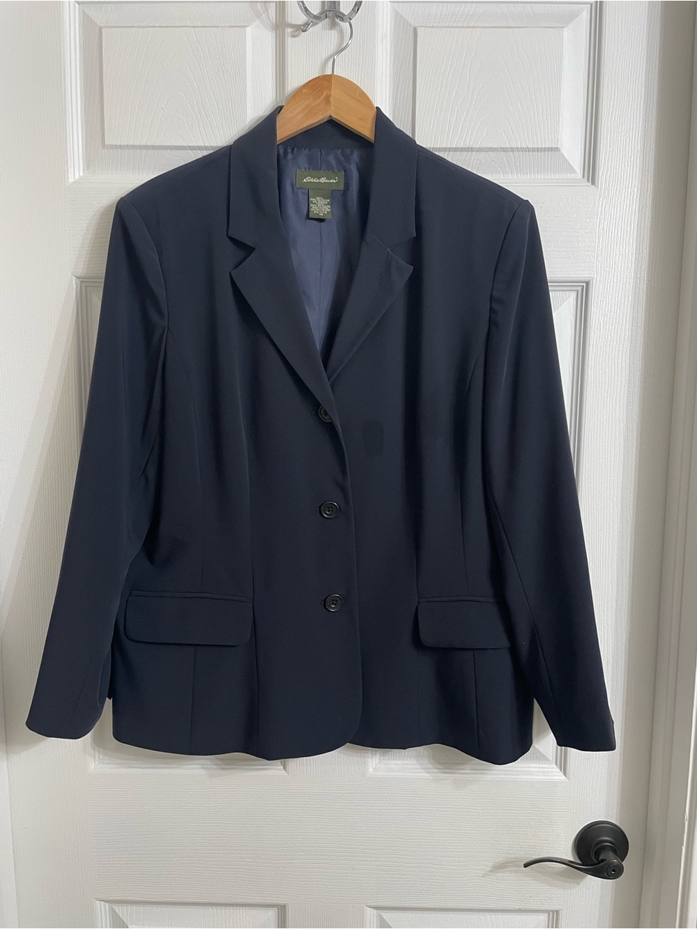 Eddie Bauer Navy Three-Button Women's Blazer 18petite